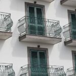 Jaký je rozdíl mezi balkónem, terasou a lodžií?